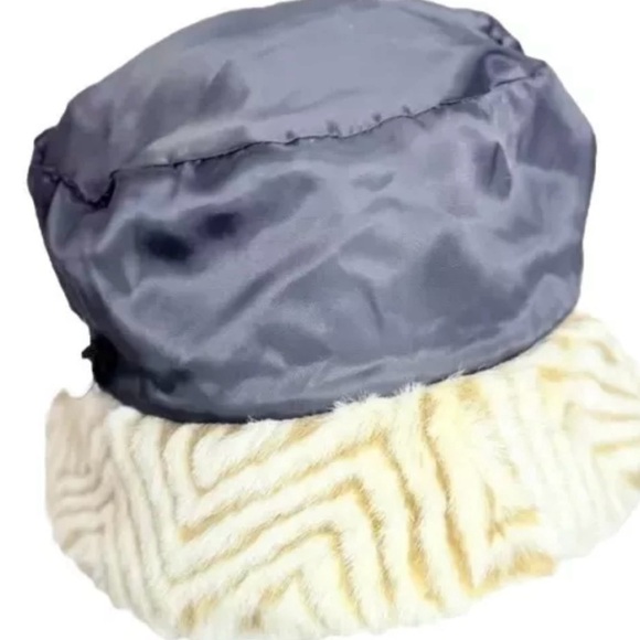 Vintage Ben Berger Womens Hat Luxury Collection Faux Fur Tan Brown Chevron Print - Picture 12 of 12